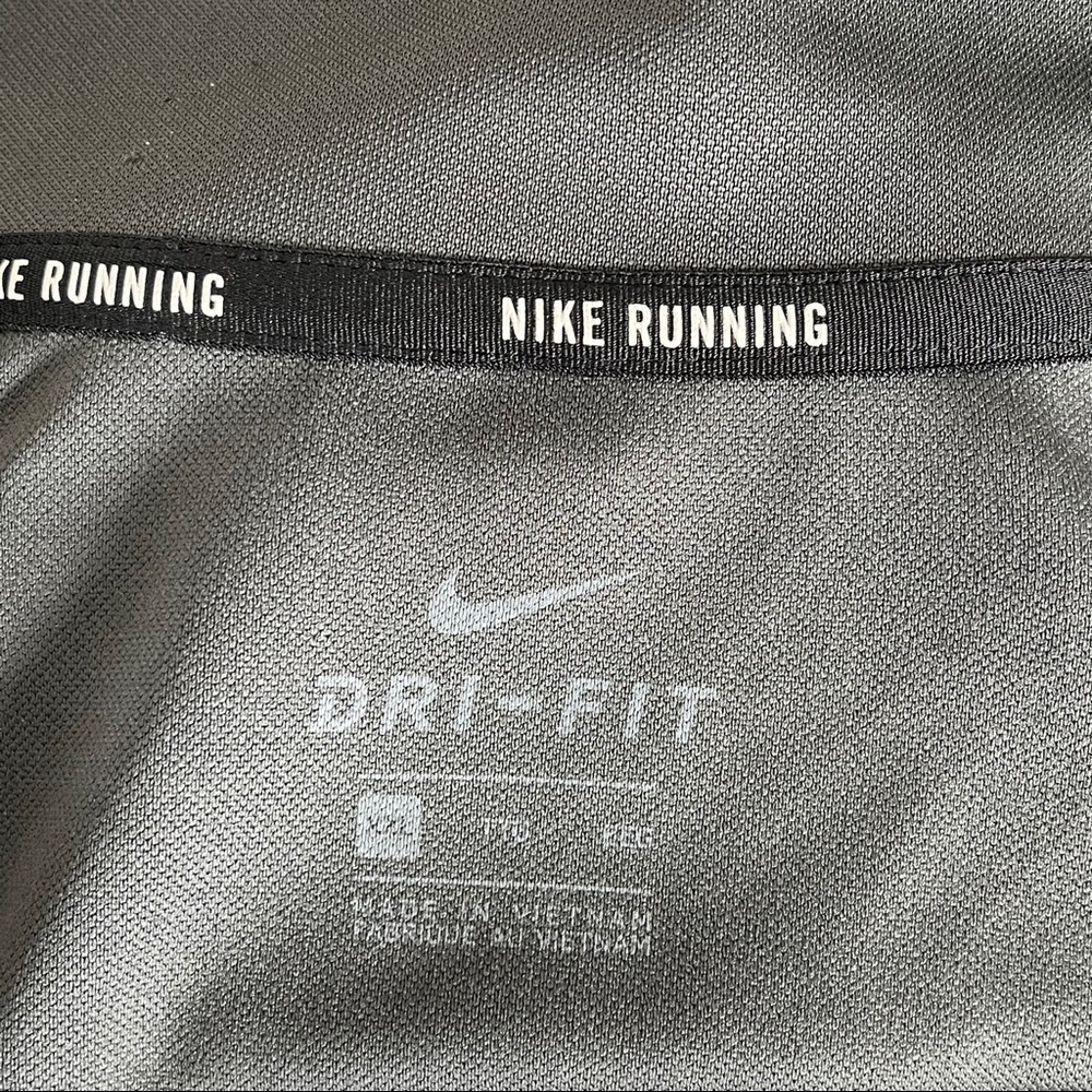 Nike Therma Fit Performance Pullover Quarter Zip - Picture 9 of 9